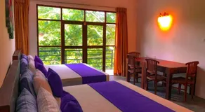 Red Leter Hotel - Image 2