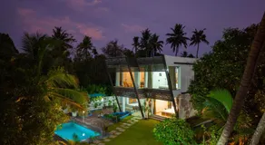 Glass River Retreat by Alaya Stays 4-BHK Riverside Getaway with Private Pool, Lakeside Sit-Out & Lounge Area Near Aluva Railway & Metro Station - Image 5