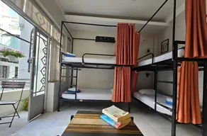 Long Hostel - Image 2