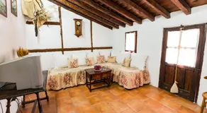 La Casa de los Soportales - Image 5