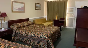 Twin Oaks Motel - Image 2