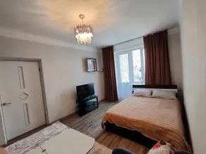 One room apartment in the city center. - Image 2
