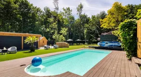Green Tiny House with shared pool - Image 4