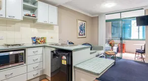 Albion Manor - Image 3