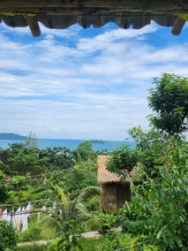 Sweet Jungle Bungalows - Image 1