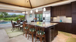 ENDLESS SUMMER Elegant KaMilo Home with Heated Pool and Guest Cottage - Image 4