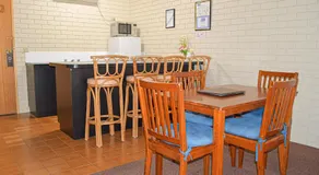 Barooga Country Inn Motel - Image 5