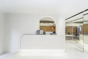 Jinglai Select Hotel (Shanghai Railway Station) - Image 3