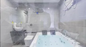 Hotel Lacasa - Image 4