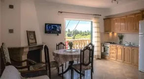Modern flat with beautiful views in south of Corfu - Image 2