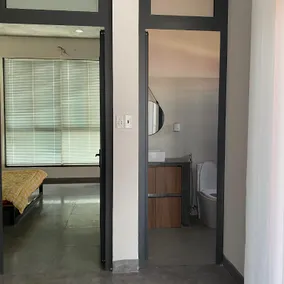 SHU House - Image 2