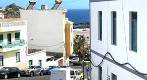 Alquiler de Habitación privada con baño compartido cerca al Mar! - Image 3