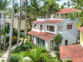 PASADENA VIBES - VILLAS and SUITES - playa LOS CORALES - Image 4