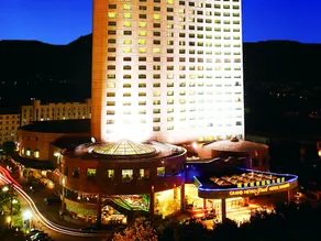 Grand Metropark Hotel Nanjing - Image 3