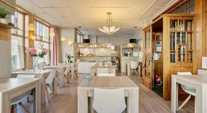 Hotel Georges - Image 2
