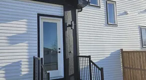 Emerald - 10mins from Stampede Park - Image 1