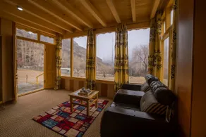Gulbast House - Image 5