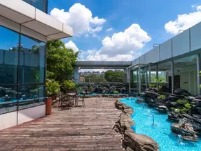 Golden Plaza International Hotel - Image 5