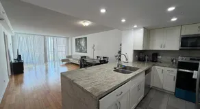 Steps from the Beach - Prime Miami Beach Condo - Image 5