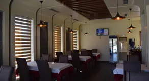 Bluepoint Hotel - Image 4