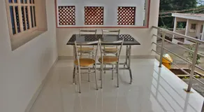 Chill Breeze Resort - Image 2