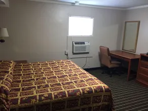 Economy Motel - Image 5