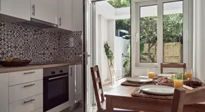 Margie City Apartment - Image 3