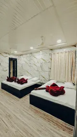 Hotel Kaaynat Mahal 25 Mtrs from Dargah - Image 2