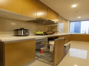 Suzhou Moon Bay Service Apartment - Image 4