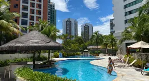 Flat com VISTA de CINEMA para Praia da BARRA da Tijuca - 5 min da PRAIA - Ar Condicionado, Portaria 24h, Wi-Fi 500 Mbps, Piscina, Academia, Sauna, Quadra de Tênis - Image 4