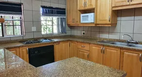 Tamboti House - Image 4