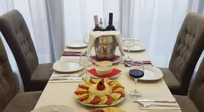 Apis Hotel - Image 4
