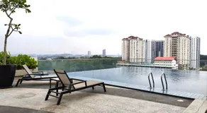 AZFA Suites at De Centrum Putrajaya Bangi FREE wifi - Image 2