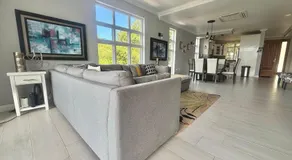 Bon Esprit Villa - Image 5