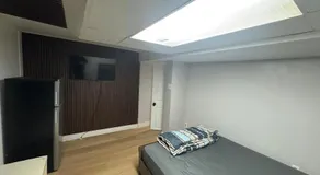 Private Room Near Airport D89 - Image 3