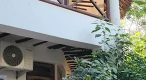 KC Bungalows - Image 4