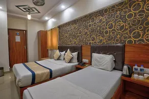 FabHotel Saineel I - Image 2