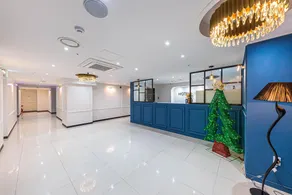 Dongtan Luna - Image 2