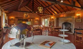 Los Nobles Hostal de Bosque - Image 3