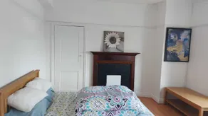 London Edgware Station Apartment - Image 2