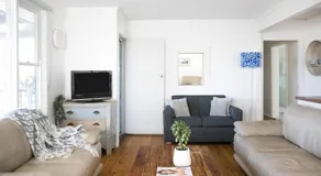 Surfside Cottage - Image 2