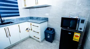 Thebloomsite Global Nexus Short Stays- Jomo House - Image 5