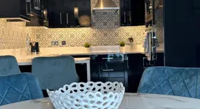 Malahide Dublin Airport Superior Large Serviced Apartment - Sleeps 6 - Image 4