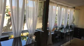 B&B Hibiscus - Image 4