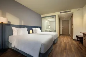 Flamingo CatBa SkyVilla VIP 1brs Mountain Tu Doanh - Image 1