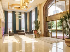 JunYue Hotel - Image 5