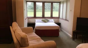Clare House - Image 3