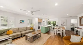 Large Noosaville Gem - Off Gympie Terrace - Image 3