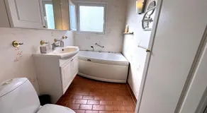 Spacious 4-Bedroom Beautiful Family Home near to the Uppsala city and nearer to the Nature - Image 2