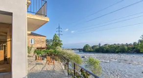 Four Seasons Riverside - Image 2
